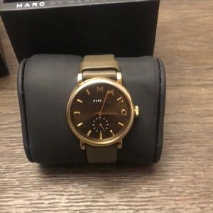 Marc jacobs female watch